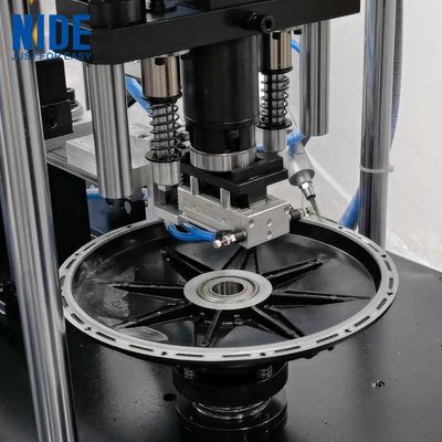 BLDC چرخ موتور اثر روغن مهر خودکار فشار و gulling ماشین